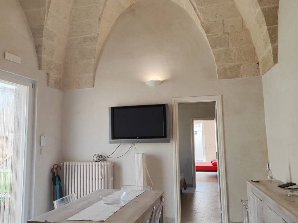 casa indipendente in vendita ad Uggiano la Chiesa in zona Casamassella