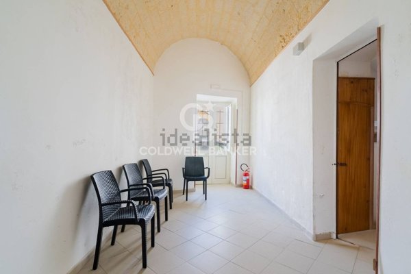 casa indipendente in vendita ad Uggiano la Chiesa