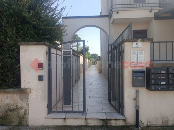appartamento in vendita ad Uggiano la Chiesa in zona Casamassella