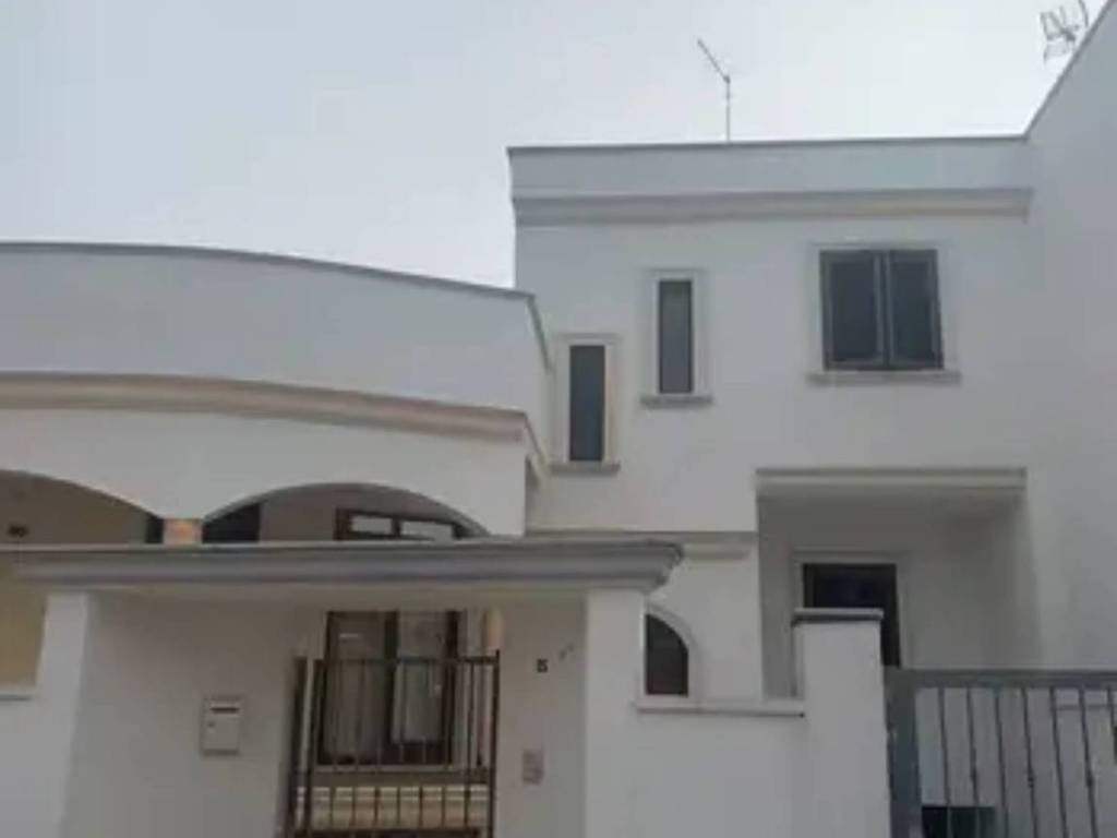 casa indipendente in vendita a Veglie