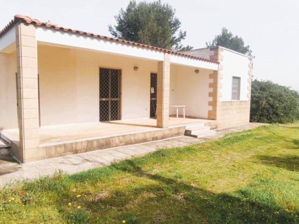 casa indipendente in vendita a Veglie