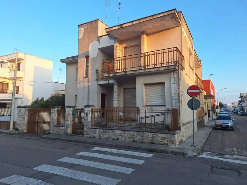 casa indipendente in vendita a Veglie