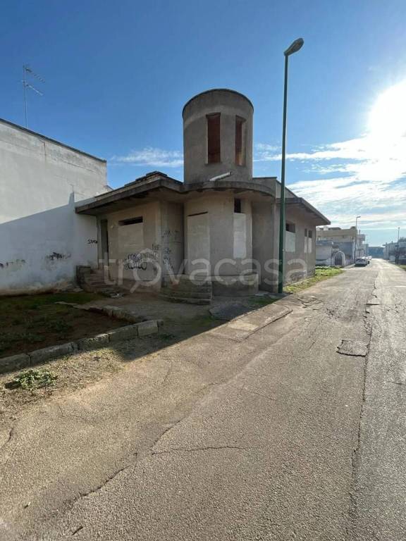 casa indipendente in vendita a Veglie