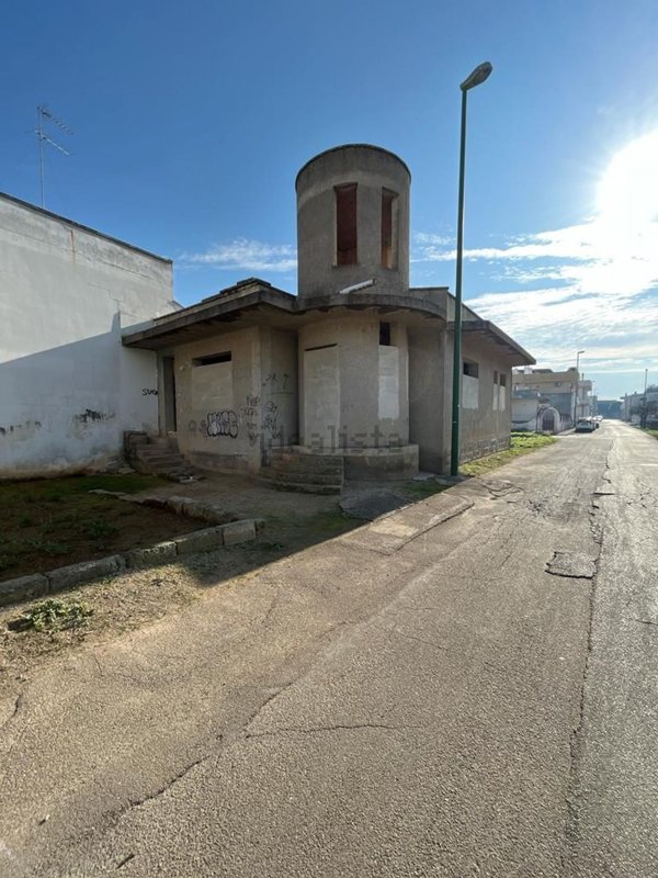 pentavano in vendita a Veglie