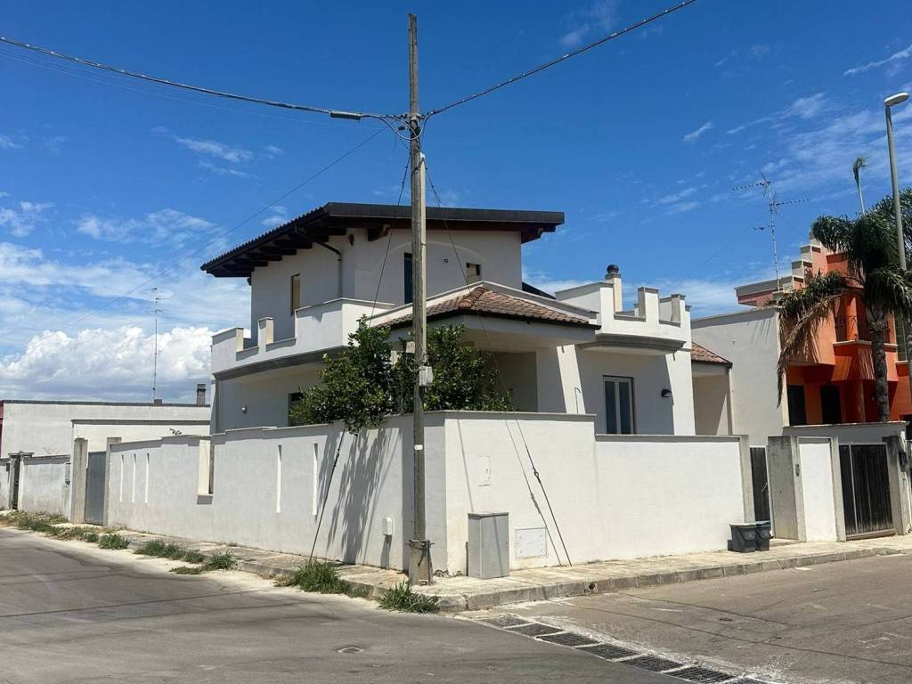 casa indipendente in vendita a Veglie