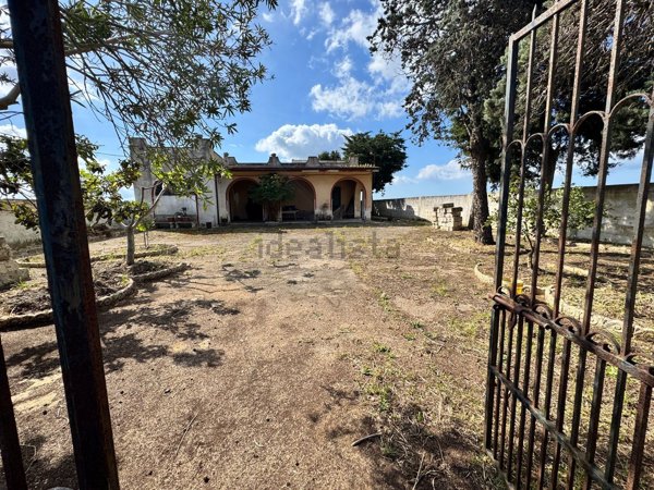 casa indipendente in vendita a Veglie