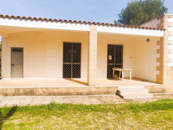 casa indipendente in vendita a Veglie