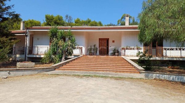 casa indipendente in vendita a Veglie