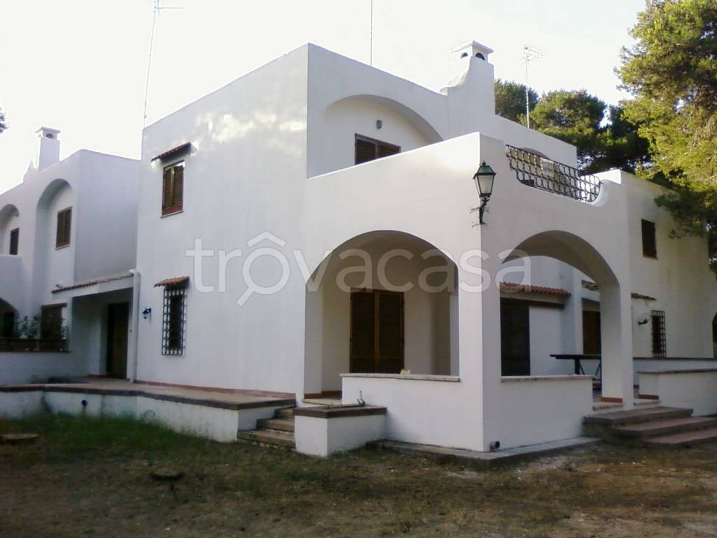 casa indipendente in vendita a Vernole