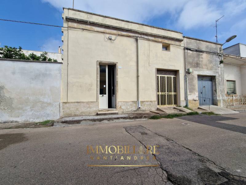 casa indipendente in vendita a Vernole