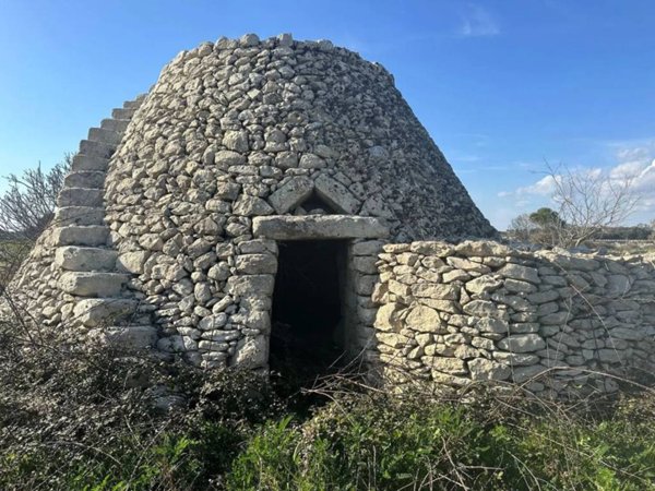 casa indipendente in vendita a Vernole in zona Strudà