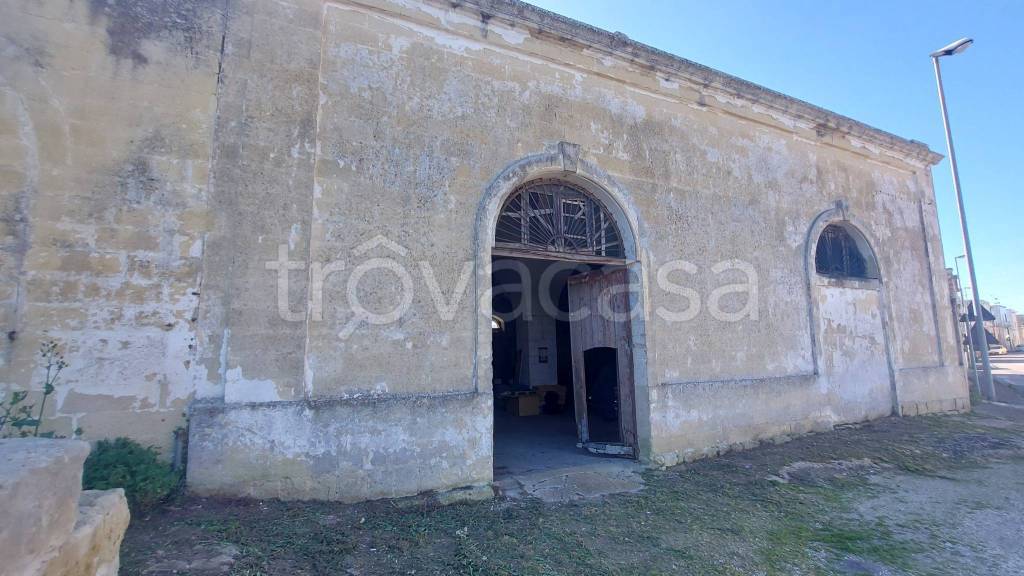 quadrivano in vendita a Vernole in zona Strudà