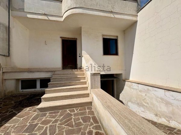 casa indipendente in vendita a Vernole in zona Vanze