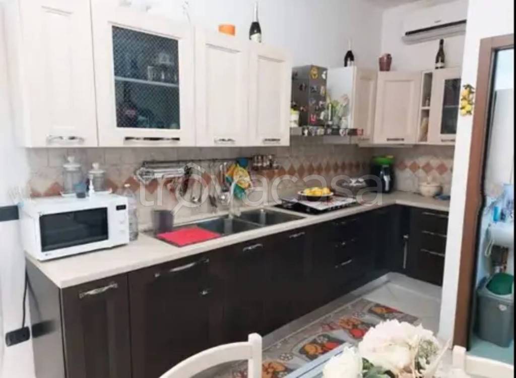casa indipendente in vendita a Vernole in zona Strudà