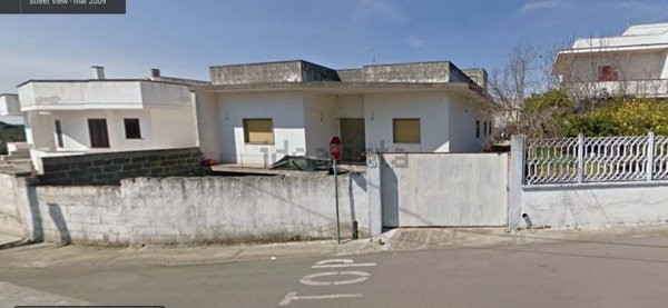 casa indipendente in vendita a Vernole in zona Strudà