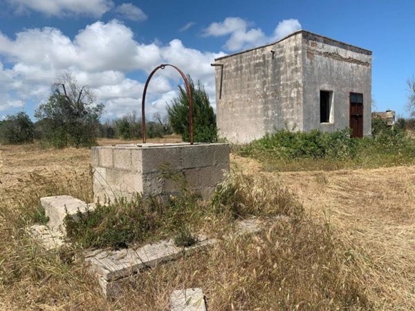 casa indipendente in vendita a Vernole