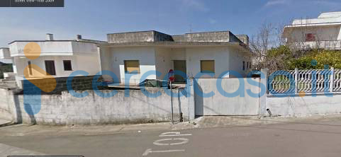 casa indipendente in vendita a Vernole in zona Strudà
