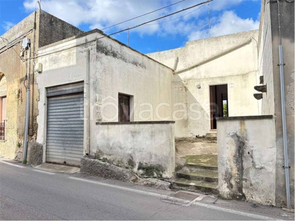 casa indipendente in vendita a Vernole