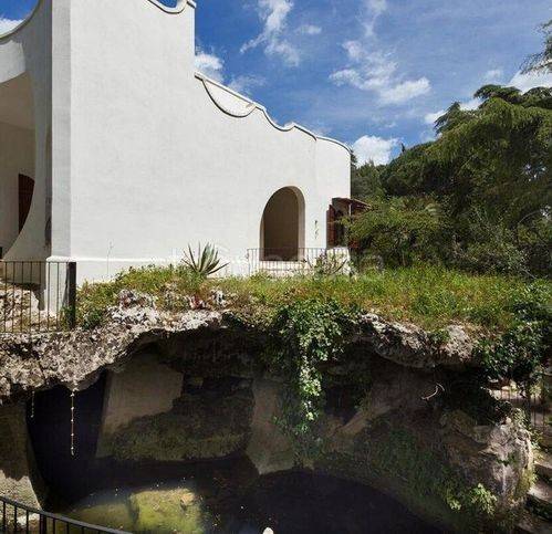 casa indipendente in vendita a Vernole in zona Acaja