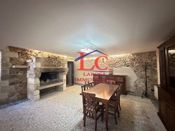 quadrivano in vendita a Vernole