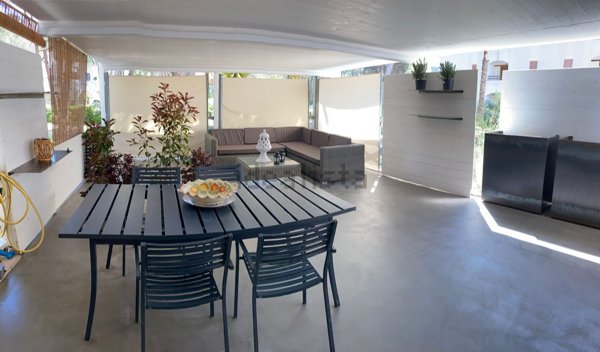 casa indipendente in vendita a Vernole