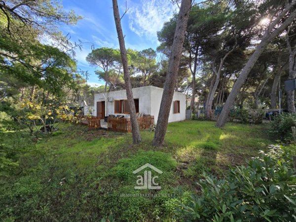 casa indipendente in vendita a Vernole