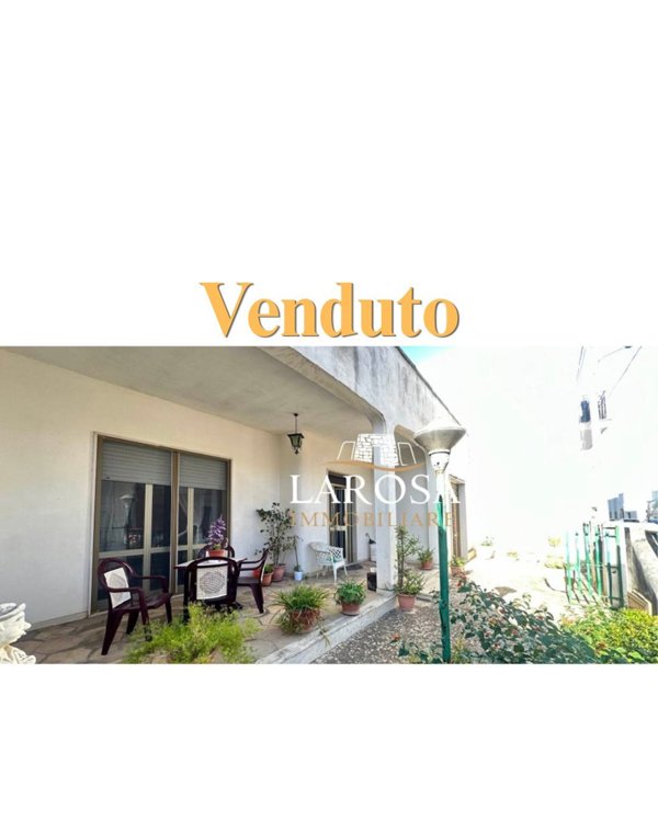 casa indipendente in vendita a Vernole