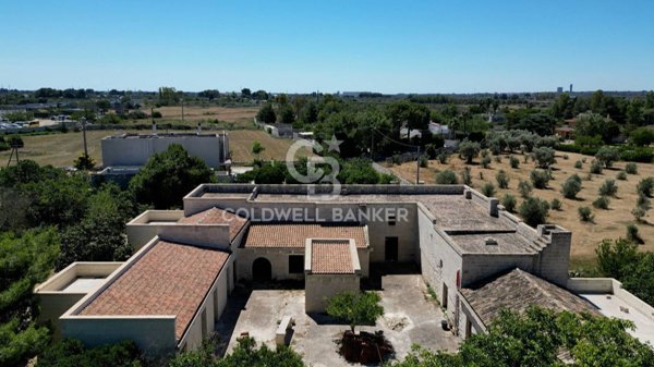 casale in vendita a Zollino