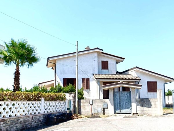 casa indipendente in vendita a San Cassiano