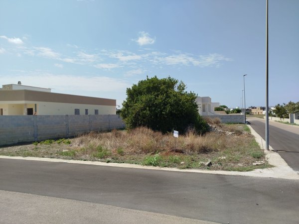 terreno edificabile in vendita a San Cassiano