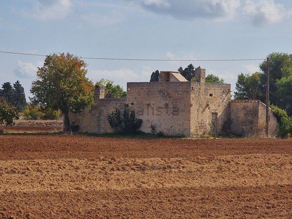 terreno agricolo in vendita a San Cassiano