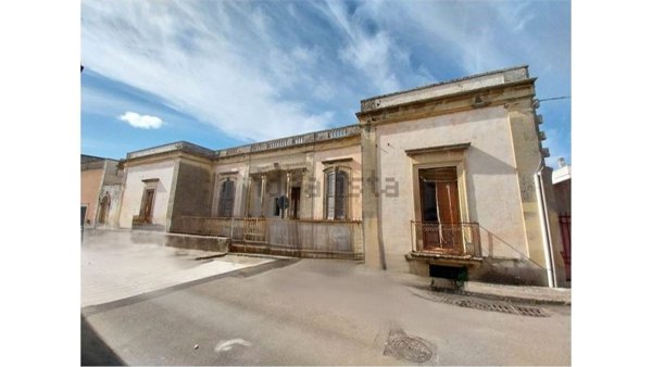 casa indipendente in vendita a San Cassiano