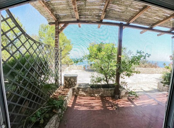 appartamento in vendita a Castro(LE)