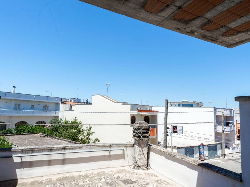 casa indipendente in vendita a Castro(LE)