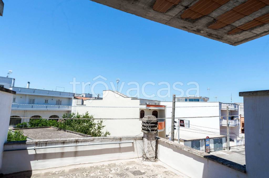 casa indipendente in vendita a Castro(LE)