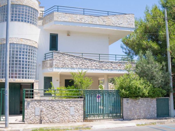 appartamento in vendita a Castro(LE)
