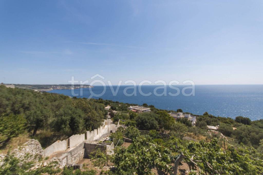 casa indipendente in vendita a Castro(LE)