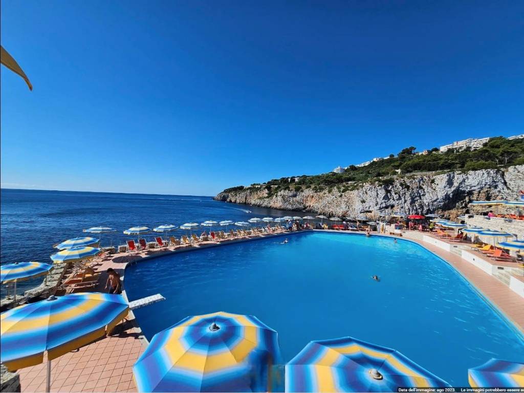 casa indipendente in vendita a Castro(LE)