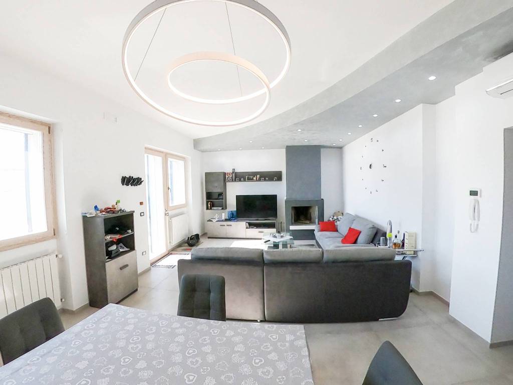 appartamento in vendita a Castro(LE)