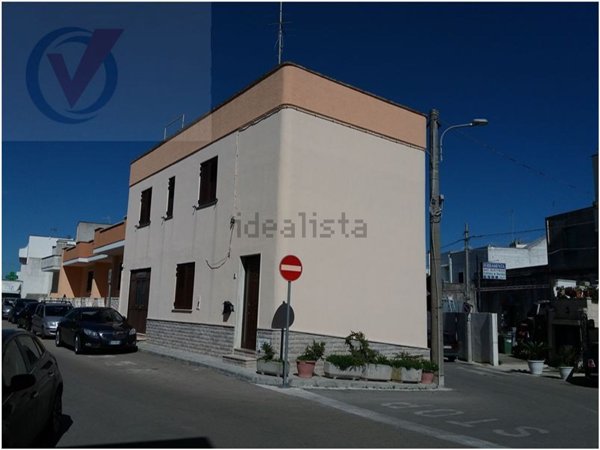 casa indipendente in vendita a Castro(LE)