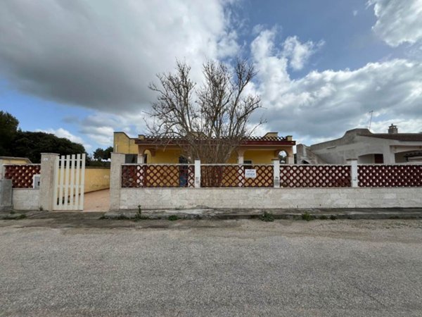 casa indipendente in vendita a Porto Cesareo in zona Torre Lapillo