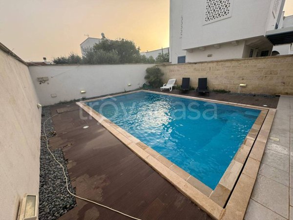 casa indipendente in vendita a Porto Cesareo in zona Torre Lapillo