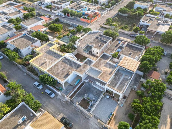 casa indipendente in vendita a Porto Cesareo