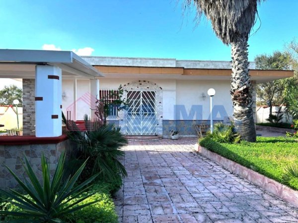 casa indipendente in vendita a Porto Cesareo