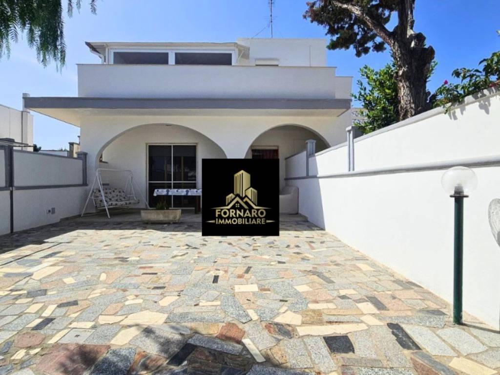 casa indipendente in vendita a Porto Cesareo
