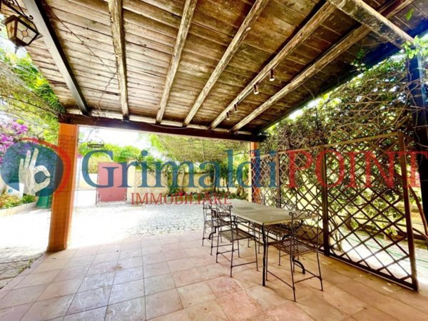 casa indipendente in vendita a Porto Cesareo