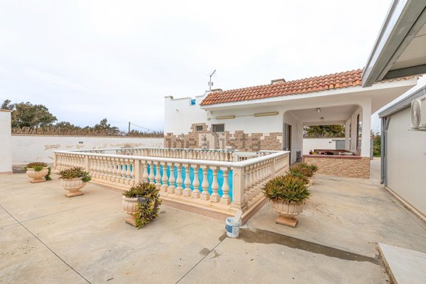 casa indipendente in vendita a Porto Cesareo