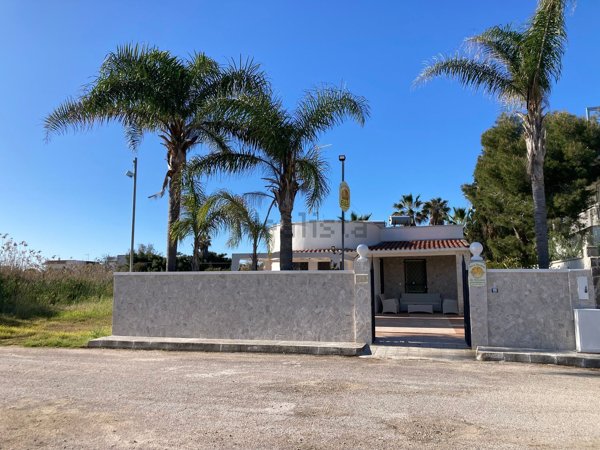 casa indipendente in vendita a Porto Cesareo