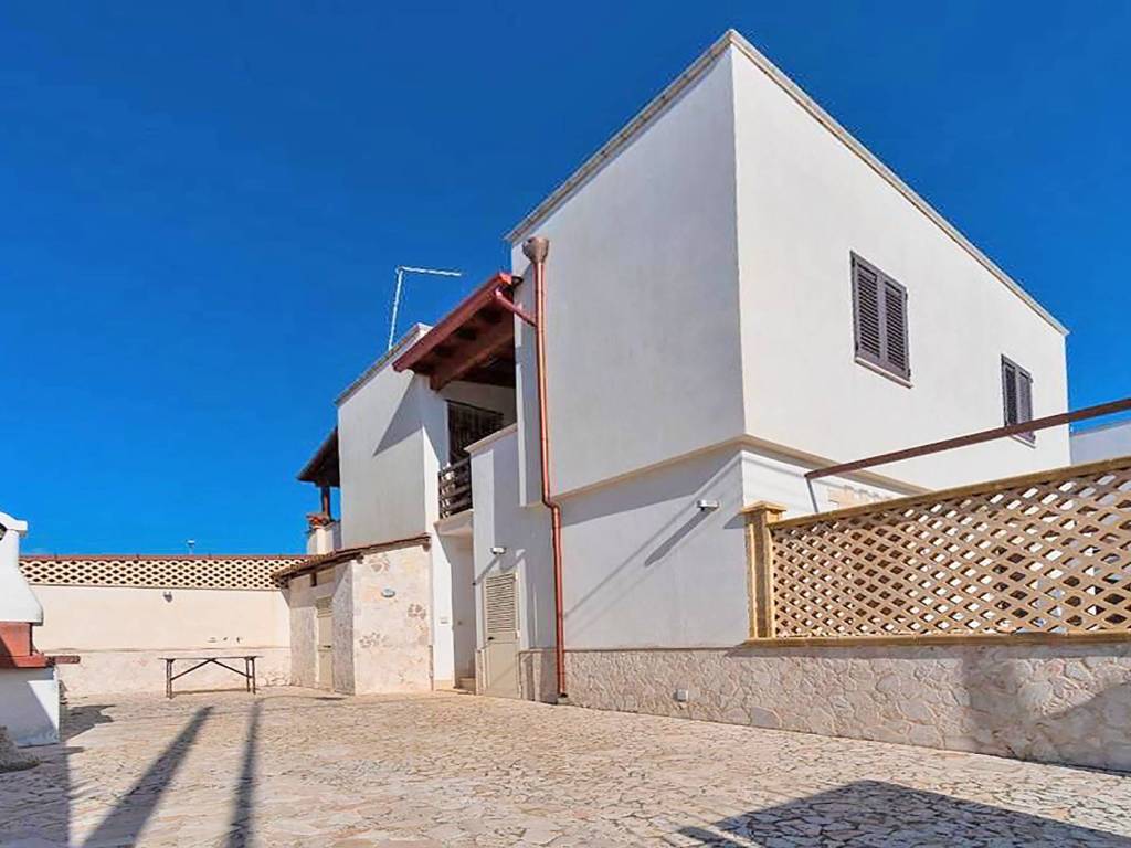 casa indipendente in vendita a Porto Cesareo