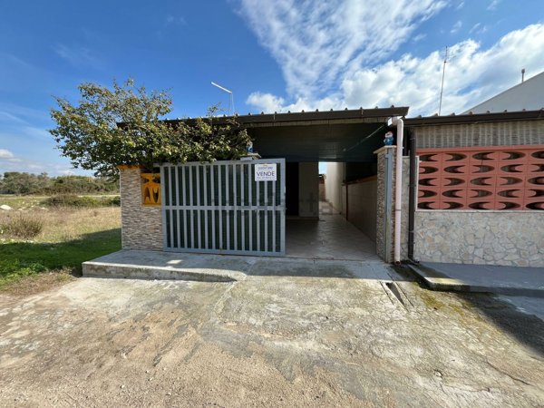 casa indipendente in vendita a Porto Cesareo in zona Torre Lapillo